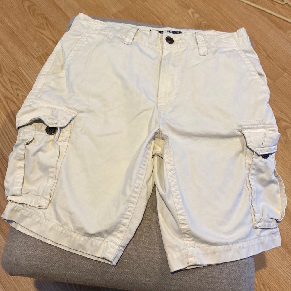 Mens American Eagle shorts size 33